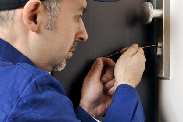 Türöffnung in Hamburg